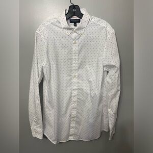 Banana Republic men’s dress shirt, size medium.